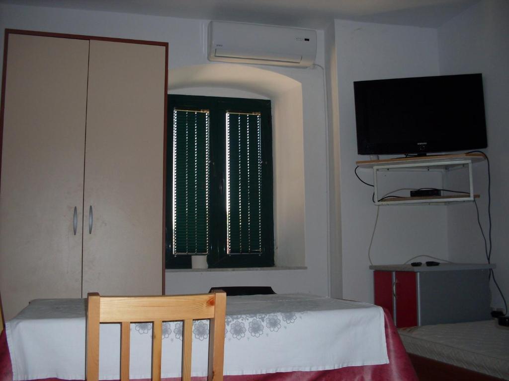Guest House Fosa Opuzen  Rum bild